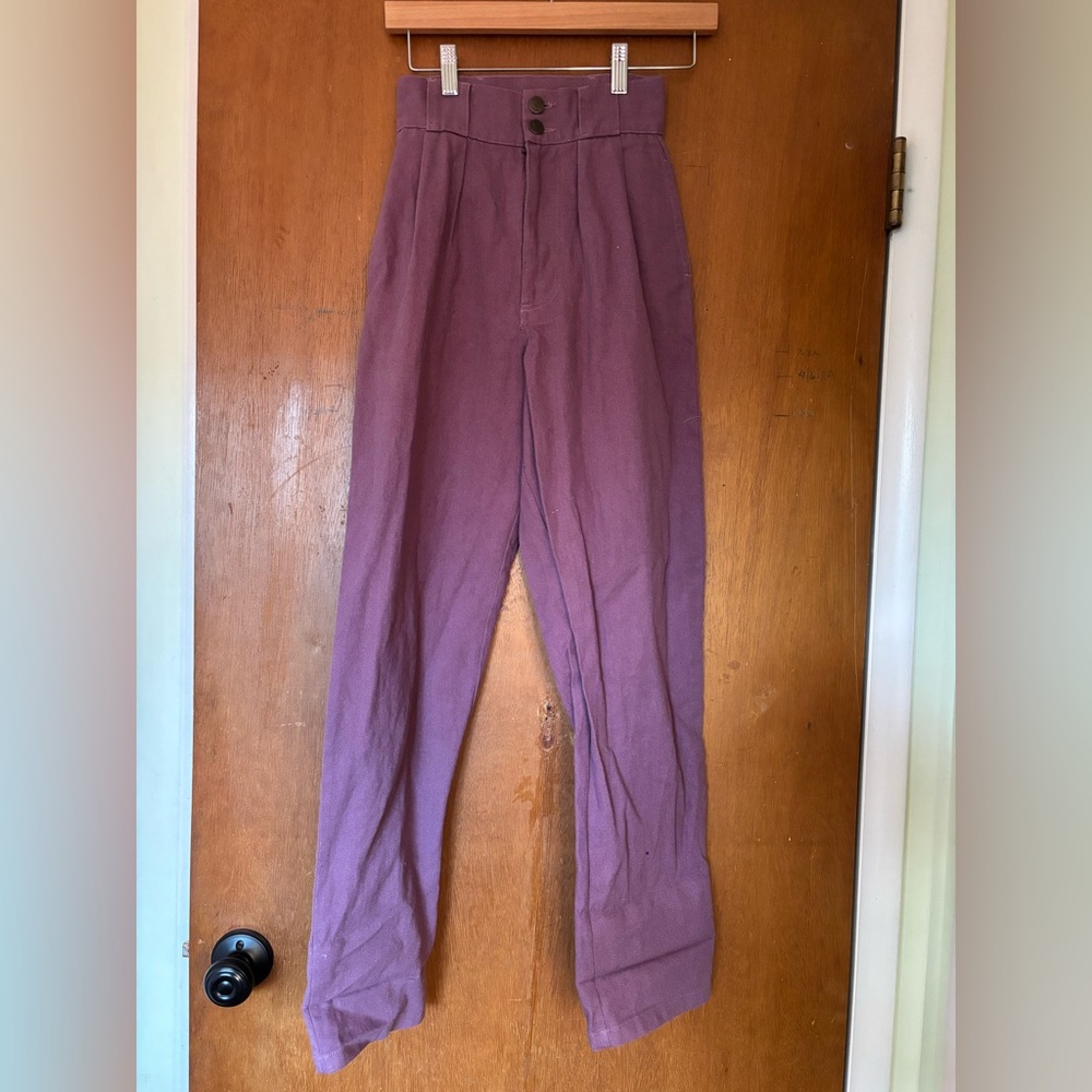 Lucy & yak Addison jeans in lilac - Picture 10 of 11